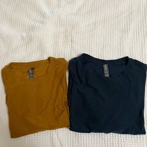 Bundle of Vuori Strato Tech Tee Size Medium